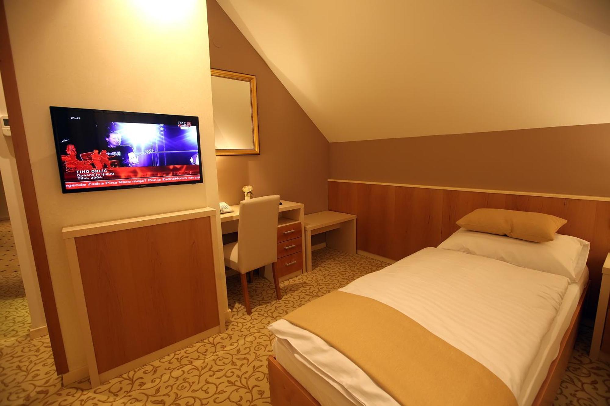 Hotel Gallus Sesvete Szoba fotó