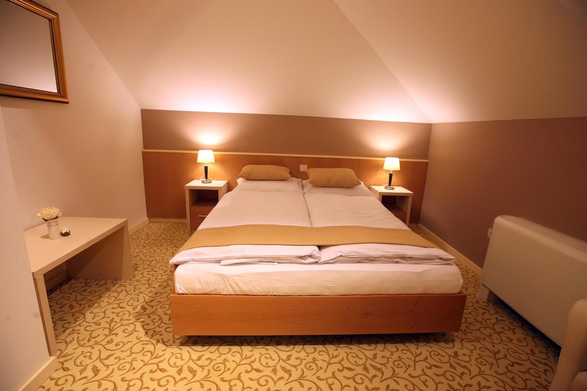Hotel Gallus Sesvete Szoba fotó