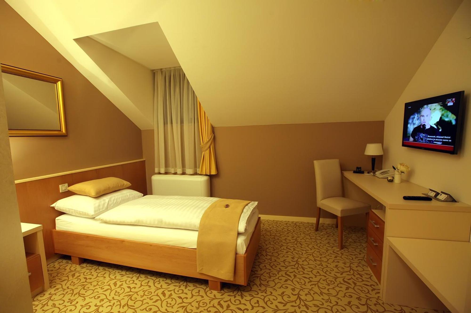 Hotel Gallus Sesvete Szoba fotó