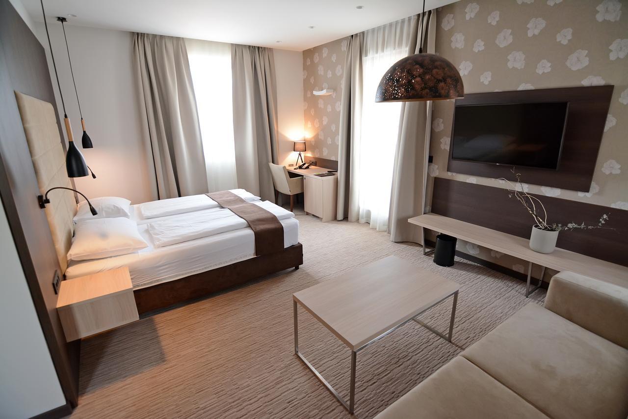 Hotel Gallus Sesvete Kültér fotó
