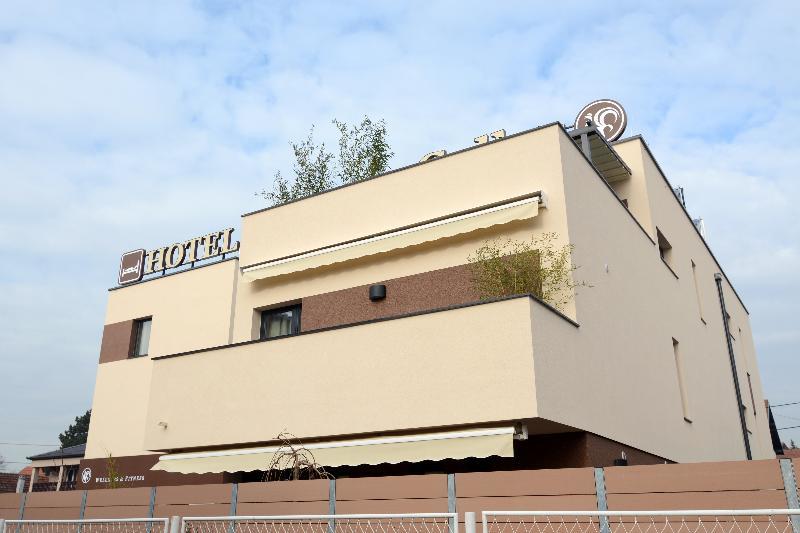 Hotel Gallus Sesvete Kültér fotó