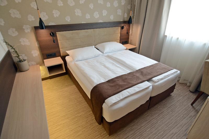 Hotel Gallus Sesvete Kültér fotó